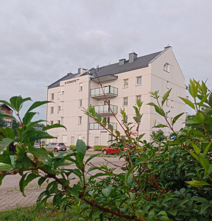 Apartament Na Zielonej Z Tarasem Apartment Pila Exterior photo