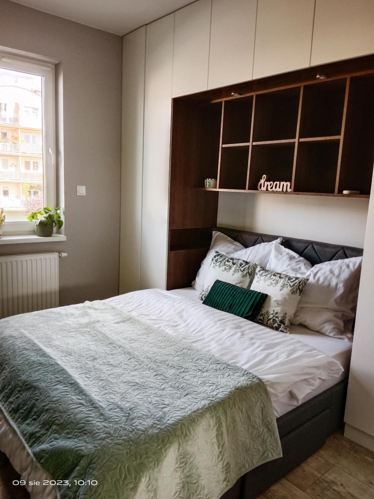 Apartament Na Zielonej Z Tarasem Apartment Pila Exterior photo